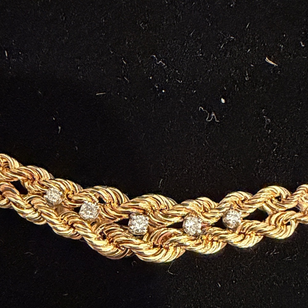 Solid 14K Gold Necklace w/Natural Round Diamonds. 10.98 Grams - Picture 4 of 15